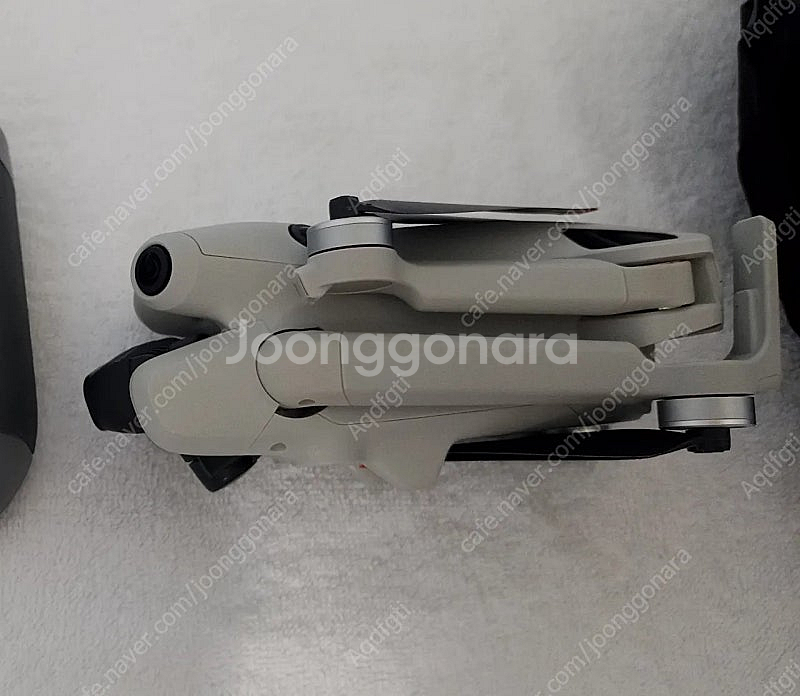 dji 매빅 미니4프로 rc2 플라이모어콤보 팝니다--1