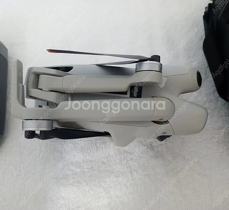 dji 매빅 미니4프로 rc2 플라이모어콤보 팝니다--2