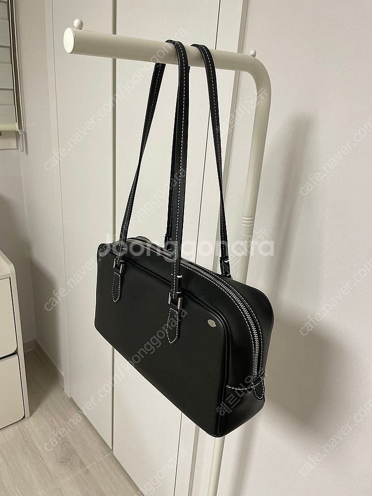 정품 헤지스 토트백 바게트백 블랙--1