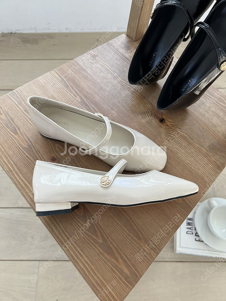 메리제인 플랫 슈즈 굽 2cm 사이즈 235--2