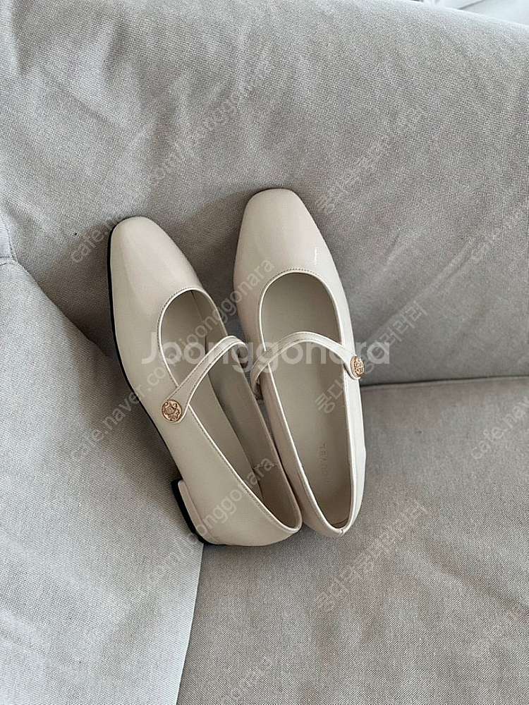 메리제인 플랫 슈즈 굽 2cm 사이즈 235--3