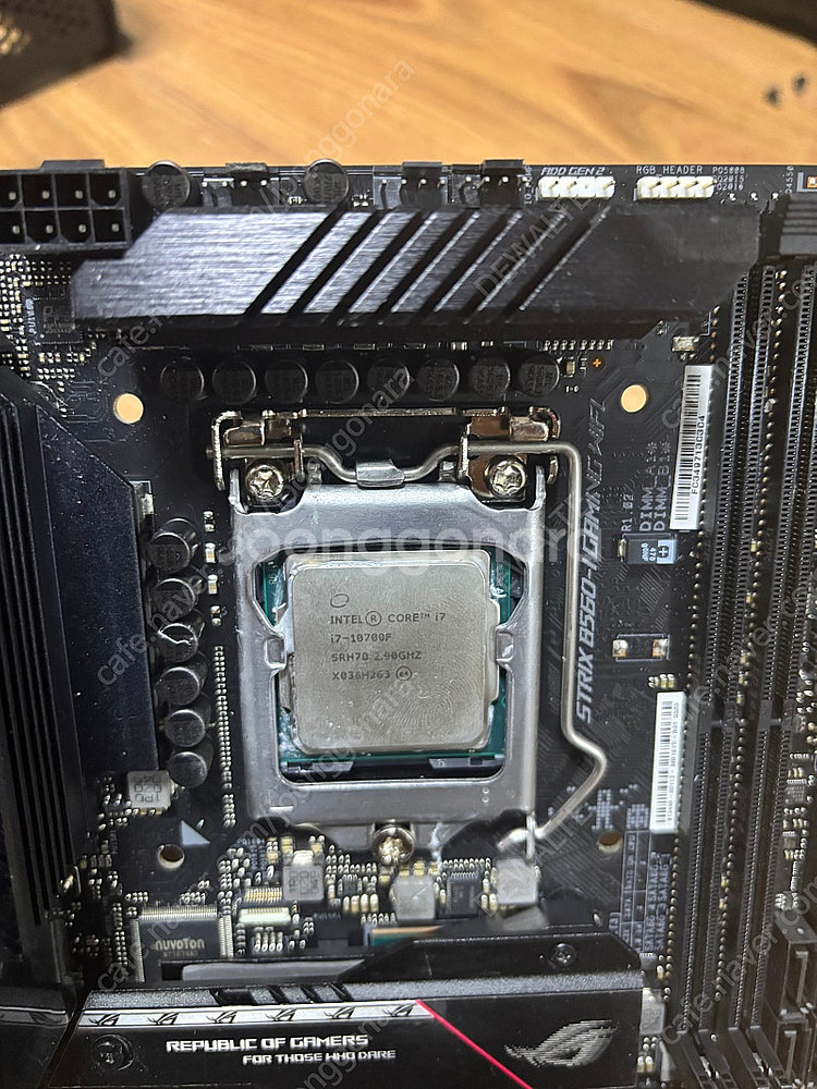 I7 10700f b560i 삼성 ddr4 16g x2--1