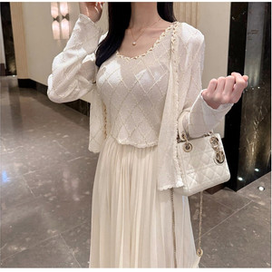 로썸제이 CHA 다이아 가디건 니트세트 (나시 가디건 세트)