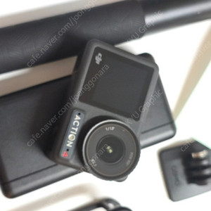 DJI 액션4 어드벤처 콤보