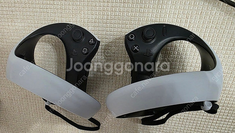 플스5 VR2 새제품급 컨디션 풀박스, 충전 거치대 포...--3