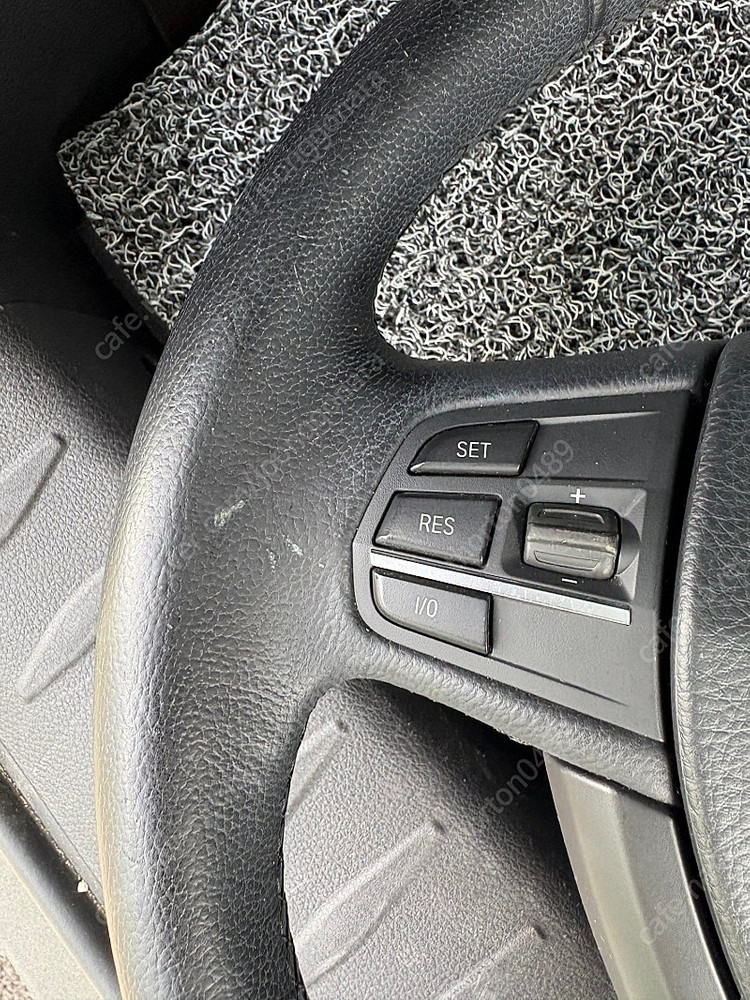 BMW F10, F11 스티어링휠 / 송풍구 / 버튼 트림 합쳐서 5만원 이미지