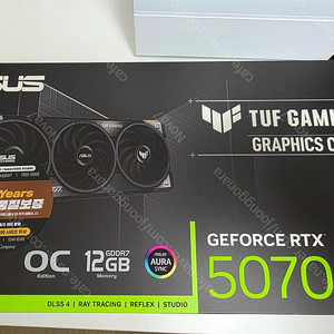 ASUS RTX 5070 TUF 그래픽카드 25미개봉 판매