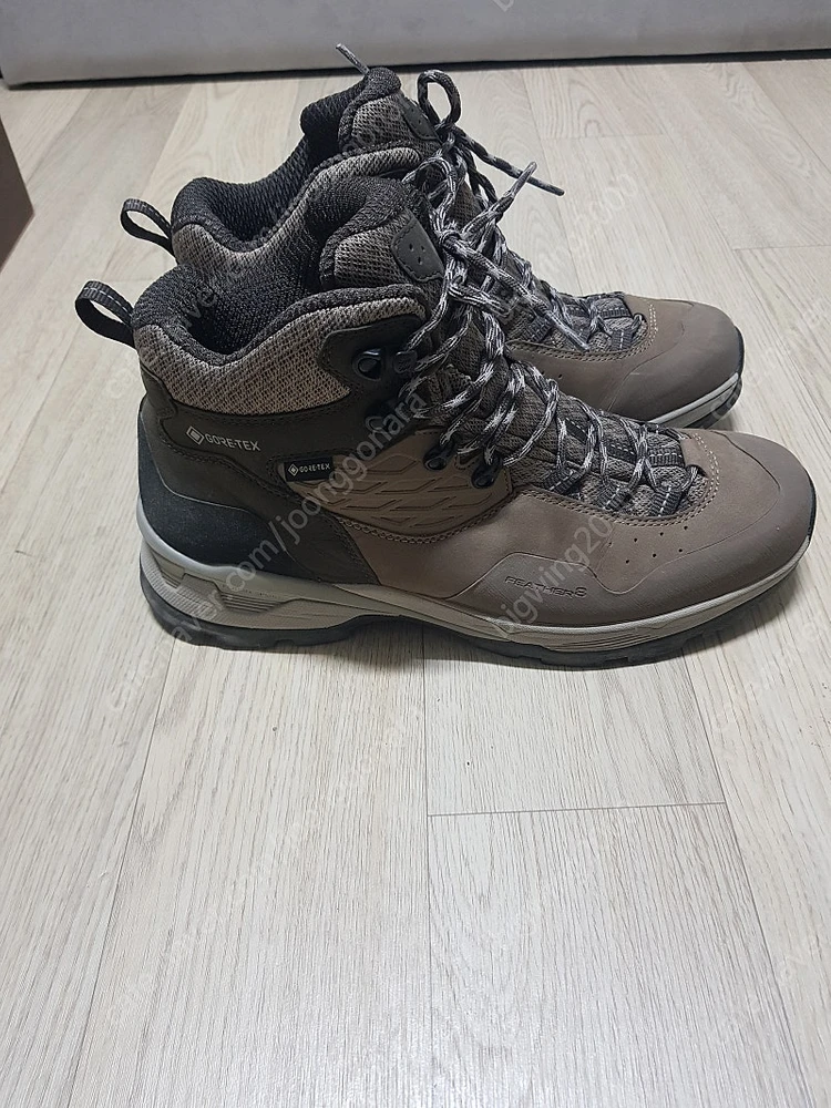 코오롱 등산화 페더8 브라운 290 판매합니다. 이미지