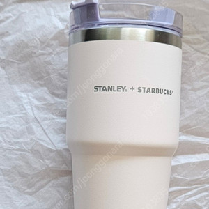 스타벅스 SS 22 체리블라썸 스탠리 켄처 텀블러 591ml