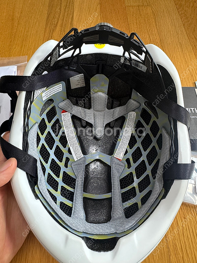 스미스 이그나이트 헬멧 유광 화이트(m사이즈)--5