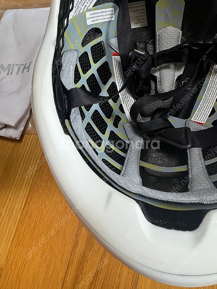 스미스 이그나이트 헬멧 유광 화이트(m사이즈)--8