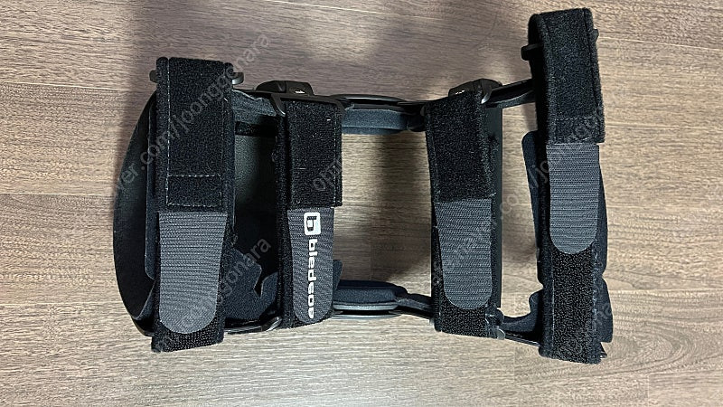 15. 블레드소 z-12 무릎보호대 우측 라지(L) 이미지