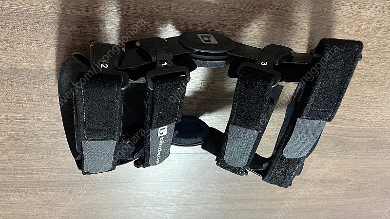 15. 블레드소 z-12 무릎보호대 우측 라지(L) 이미지