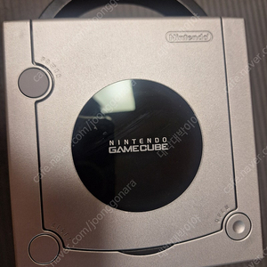 북미판 게임큐브 실버 판매합니다