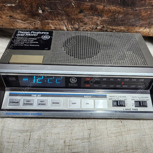 빈티지 시계라디오 GENERAL ELECTRIC 7-4663A