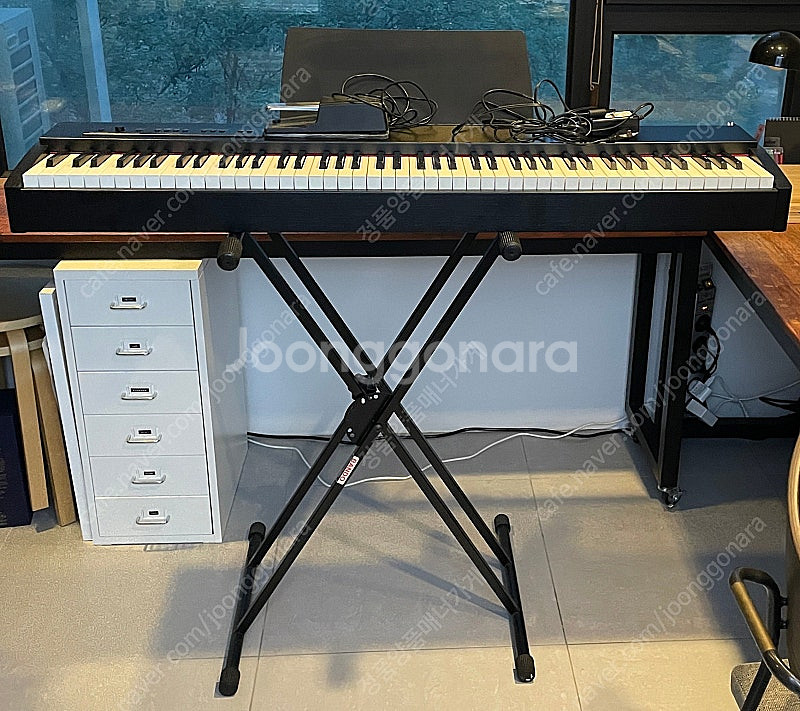 롤랜드 디지털 피아노 F-20--0