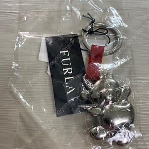 훌라 곰돌이 키링 팝니다 (FURLA)