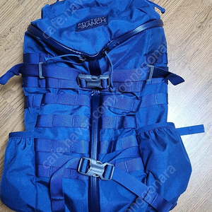 미스테리렌치 투데이어썰트 백팩 판매합니다.