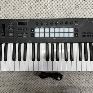 노베이션 런치키37 mk3 novation 런치키 37 mk3 런치키37MK3