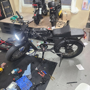 리밋풀려있는 슈퍼73 정품??? 자토바이 전기자전거 팜