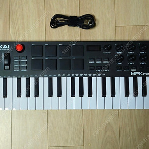 akai mpk mini plus 37건반 마스터키보드
