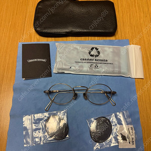 크롬하츠 클래퍼 앤틱실버(clapper as) 판매합니다.