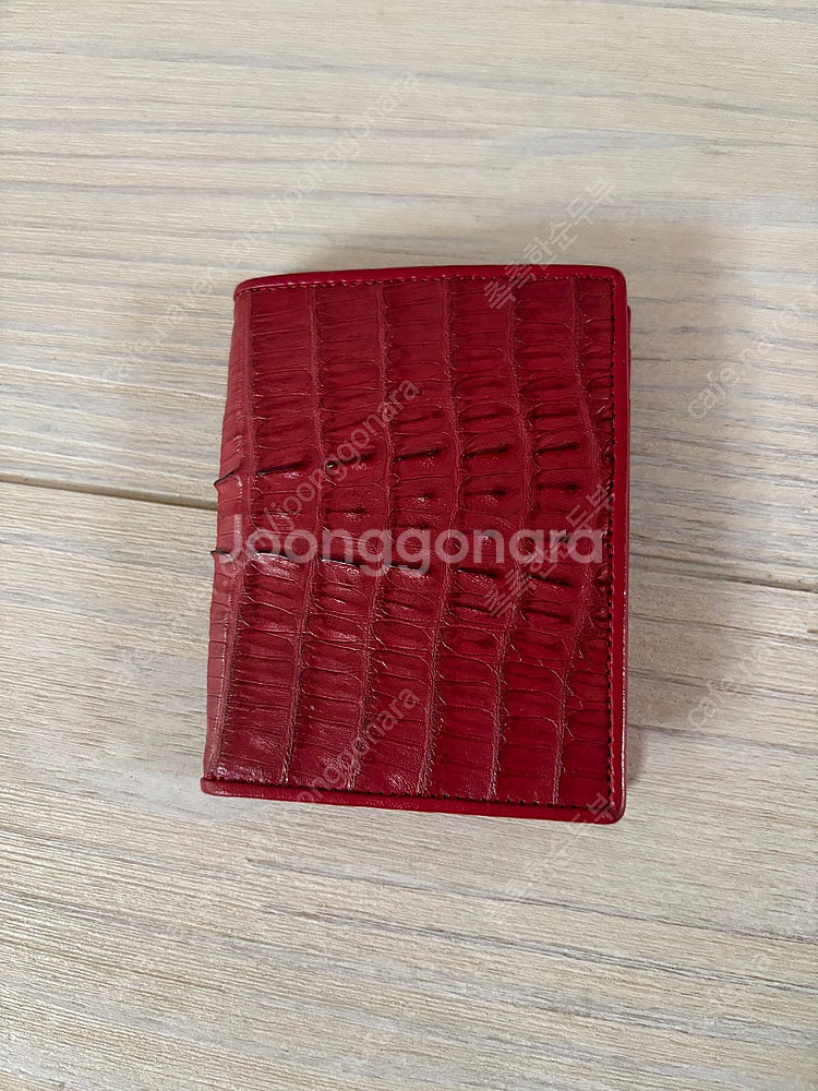 발렌티노 레드 악어가죽 반지갑--0