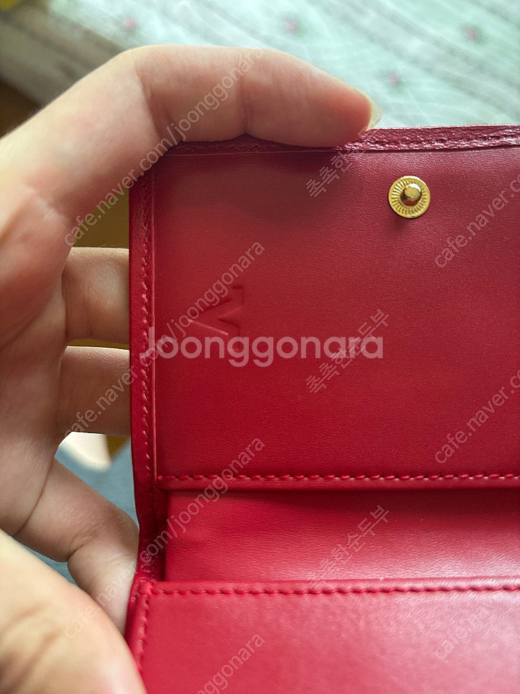 발렌티노 레드 악어가죽 반지갑--5