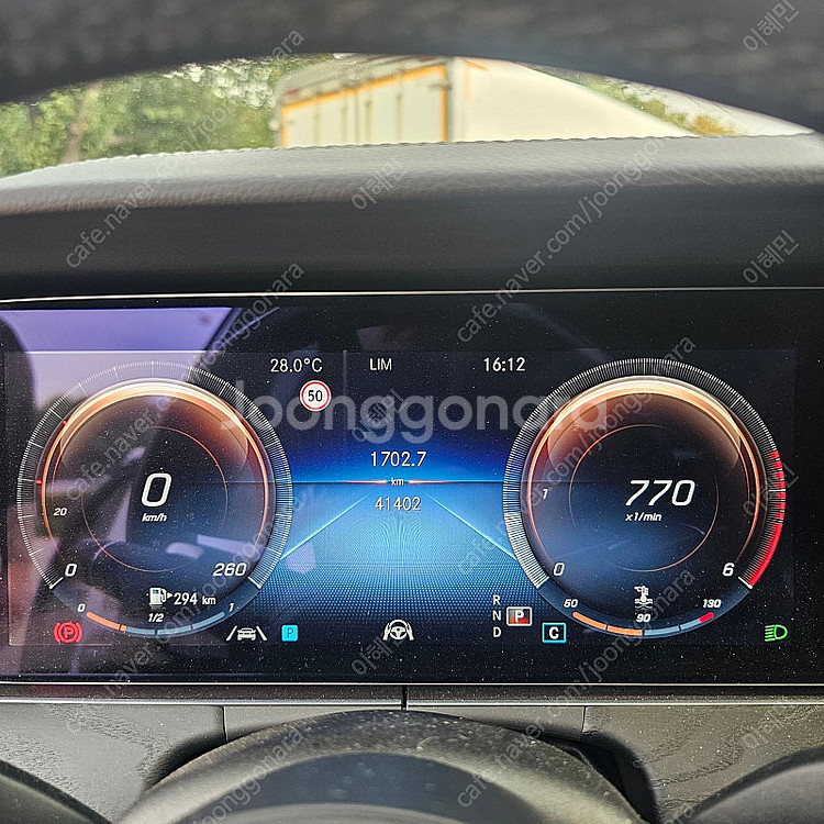 22년식 e220d 4matic amg 라인--5