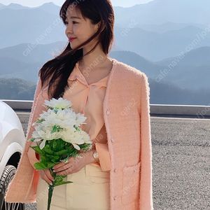 바이씨니 제작 치크팝트위드 피치 새상품