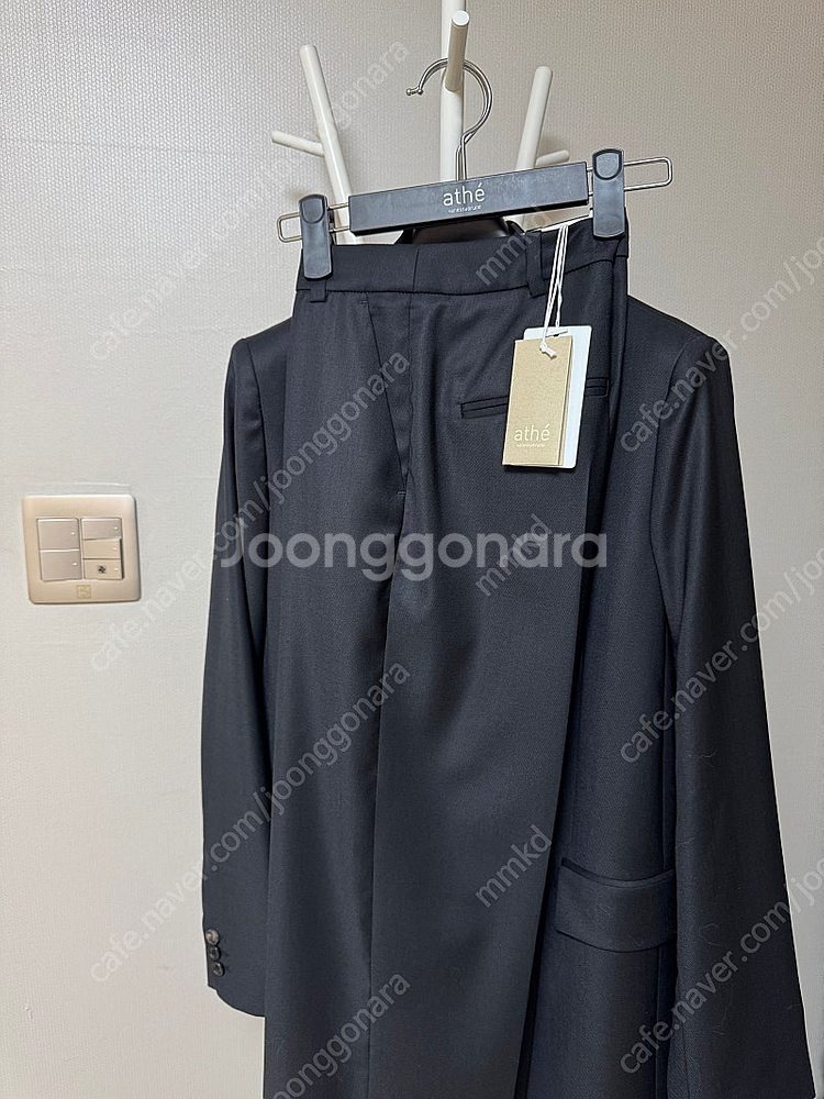 아떼 바네사브루노 24fw 셋업 새제품(블랙)--3