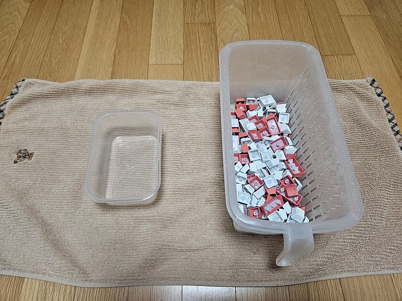 콕스 엠프리스 노뿌 무접점 풀윤활 리빙코랄 에디션 키보드 저렴하게 드려요--3