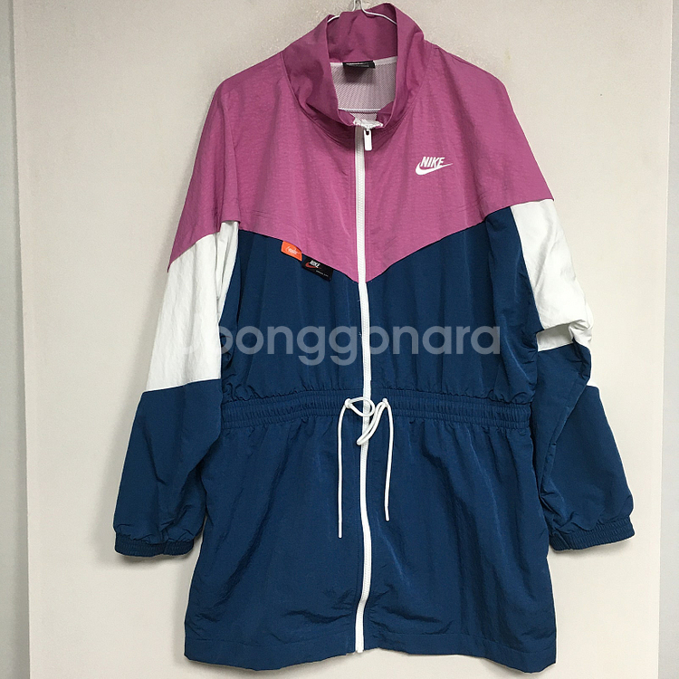 NIKE 나이키 우먼스 윈드러너 설현 바람막이 L / 랑방 마인 오브제 타임 럭키슈에뜨 산드로 마쥬 오르 시에 시스...--1