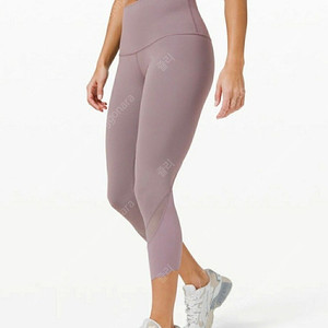 룰루레몬 레깅스 원더언더 크롭 스캘럽 하이라이즈 크롭 23” 사이즈 2