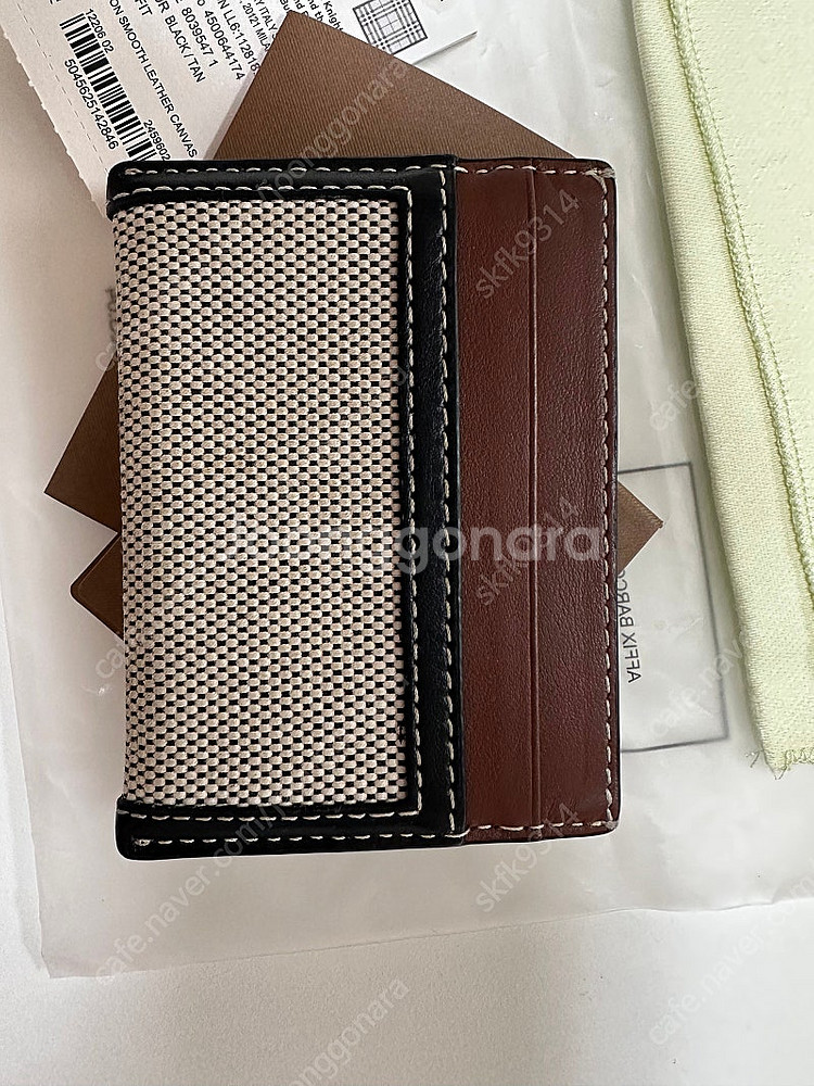 버버리 호스페리 카드지갑 캔버스 블랙탄--2