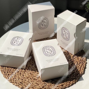 새상품 딥디크 리본포함 룸미러 방향제 차량 방향제 본품+방향제 셋트 구성