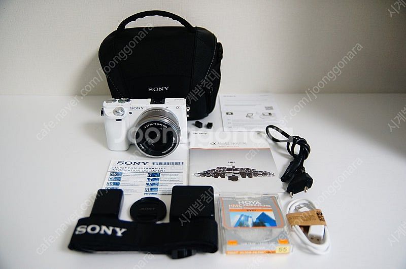 소니 A6000 화이트 2,028컷 팝니다.--0