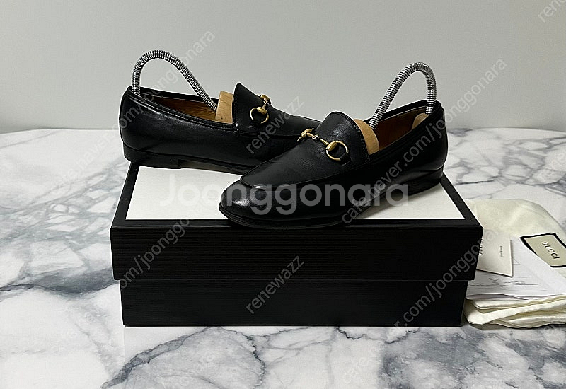 [35] 구찌 홀스빗 레더 여성 로퍼 블랙--0