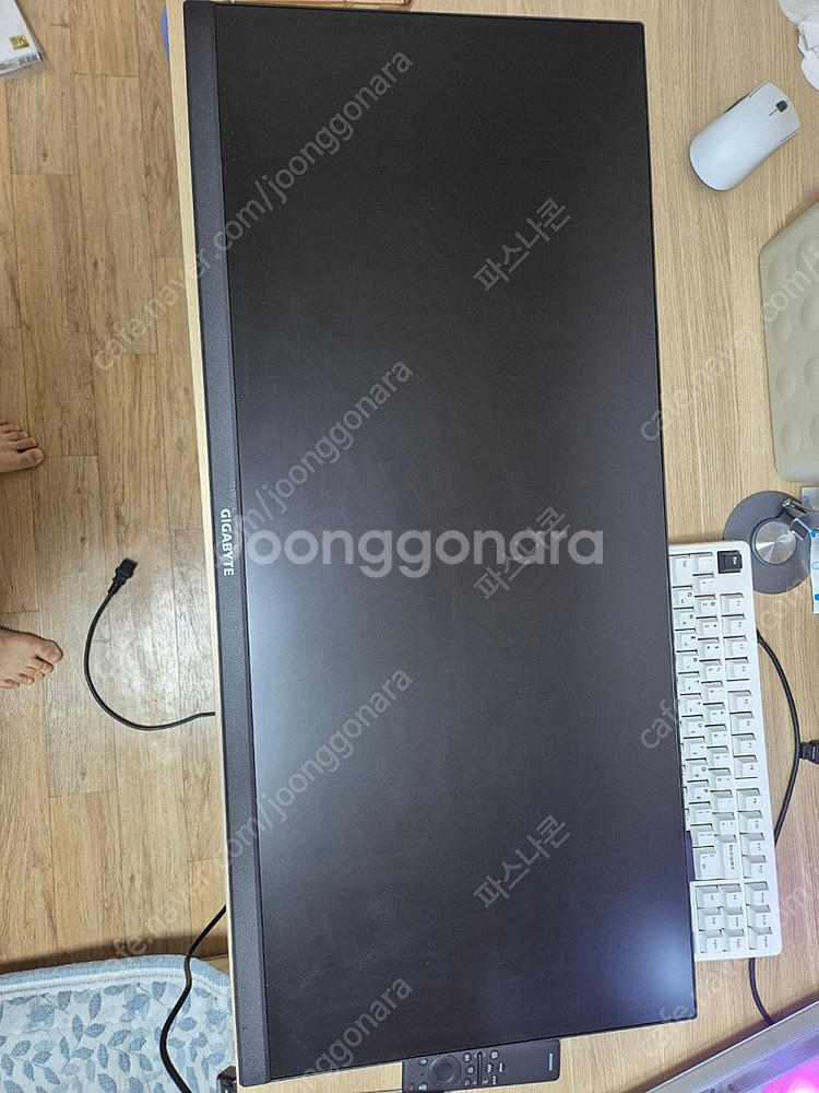 기가바이트 m34wq 34인치 모니터 팝니다--2