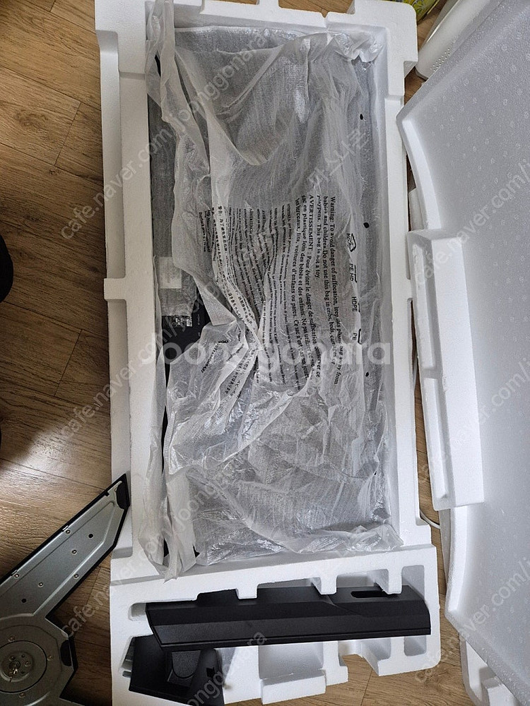 기가바이트 m34wq 34인치 모니터 팝니다--3