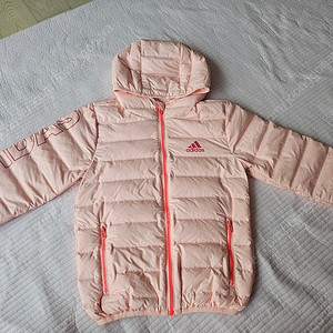 아디다스 핑크 패딩 120