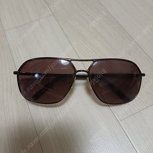 칼 라거펠트 선글라스 판매합니다.