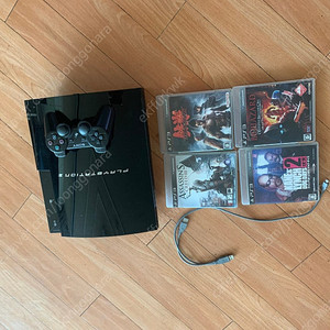 플레이스테이션3와 게임타이틀 4개 일괄