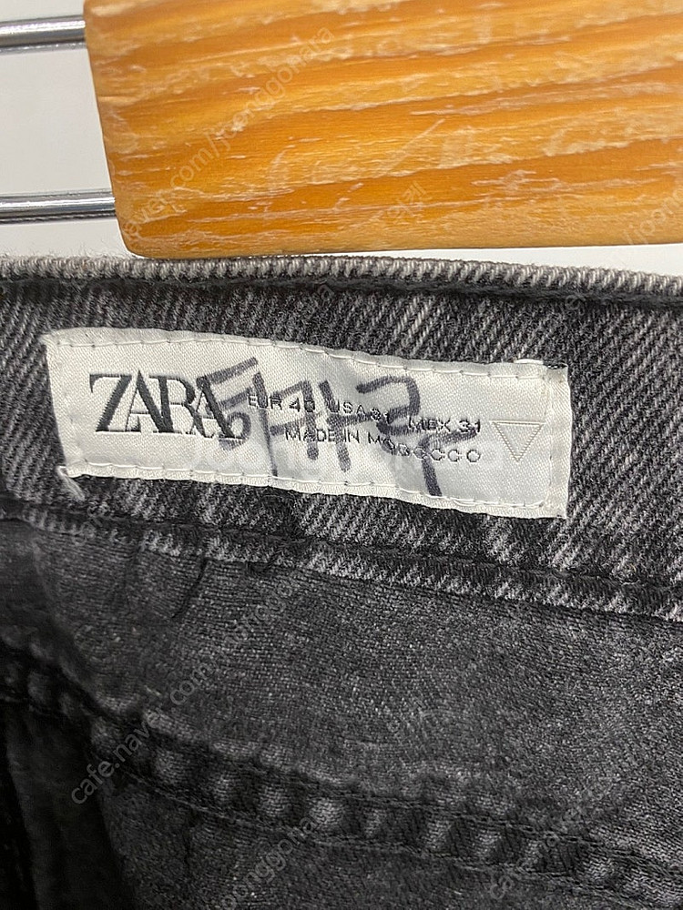여성용 자라 ZARA 유틸리티 포켓 흑청 진 데님 팬츠...--5