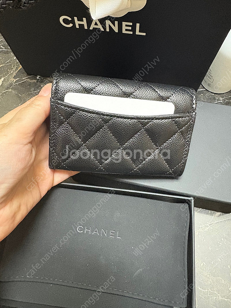 샤넬 내부지퍼 똑딱이 카드지갑(한정판)--2