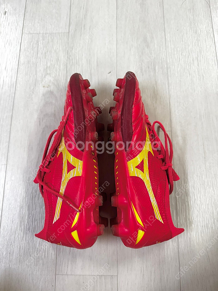 미즈노 모렐리아 네오4 베타 엘리트 MD 240 축구화--2