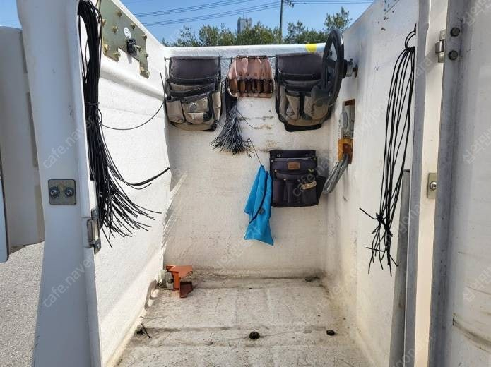 1톤바가지차 동해기계항공 고소작업차 중고 이미지