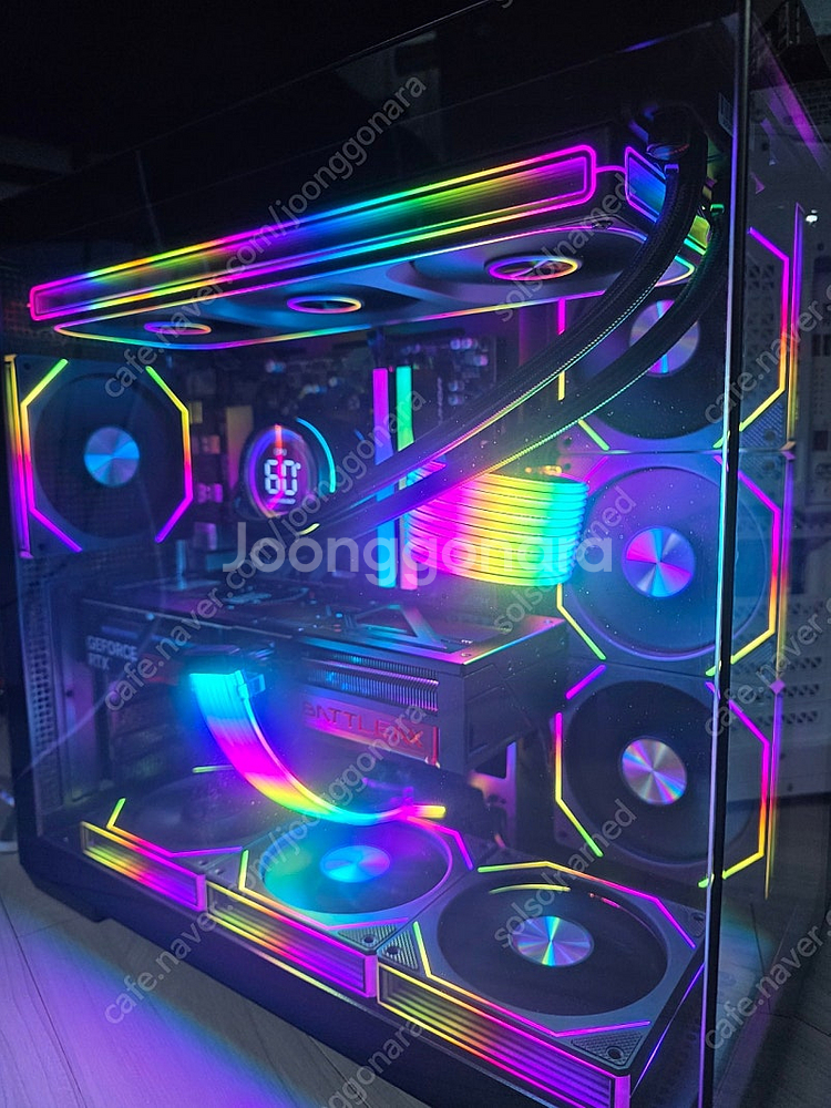라이젠7 9800X3D RTX5080 고사양 본체 급매...--0