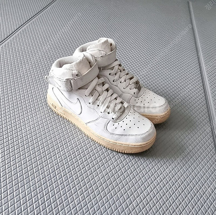 나이키 에어포스1 미드 스니커즈(230)--0