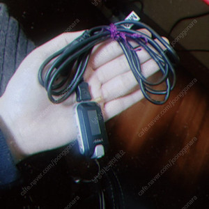 [구해요]yepp f2 mp3 블랙 본체 + 선 구합니다